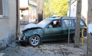 Po pijanemu spowodowała kolizję wioząc do szkoły dwoje dzieci