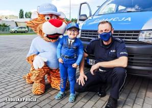 [VIDEO] Policjanci spełnili marzenie 4-letniego Jasia