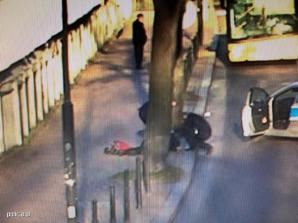 [VIDEO] Policjanci ratowali życie nieprzytomnego mężczyzny