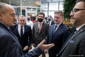 Wizyta ministra Raua na Ukrainie. W swoim wystąpieniu minister Rau nawiązał do rosyjskiej propozycji przekazanej Stanom Zjednoczonym w kontekście ostatniej eskalacji napięcia pomiędzy Rosją a Kijowem
