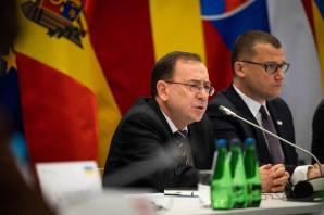 [VIDEO] Międzynarodowa konferencja ministrów do spraw uchodźców wojennych z Ukrainy. W spotkaniu uczestniczyli przedstawiciele: Polski, Litwy, Łotwy, Estonii, Rumunii, Bułgarii, Mołdawii, Słowacji, Czech, Węgier, Austrii, Niemiec, Wielkiej Brytanii