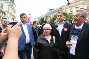 Minister Sprawiedliwości na Narodowym Marszu dla Życia i Rodziny