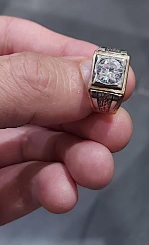 [VIDEO] RUTKOWSKI W AKCJI: Uwaga na nielegalną biżuterię z Facebooka! Kradzież złotej biżuterii na kwotę 100 Tysięcy złotych!