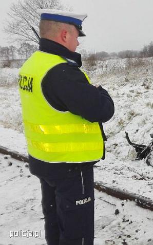 Dwie osoby zginęły na niestrzeżonym przejeździe kolejowym! 