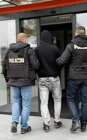 Areszty za usiłowanie włamania do bankomatów w Bydgoszczy