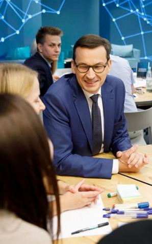 [VIDEO] Premier: Zapraszam do ogólnopolskiej debaty dotyczącej wody i jej dostępności