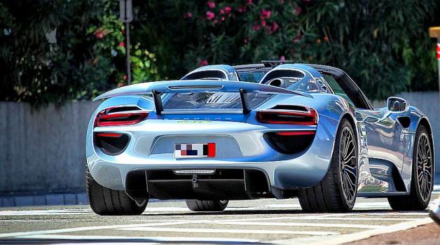 Prawie połowa Polaków chce w przyszłości jeździć samochodami elektrycznymi lub hybrydowymi