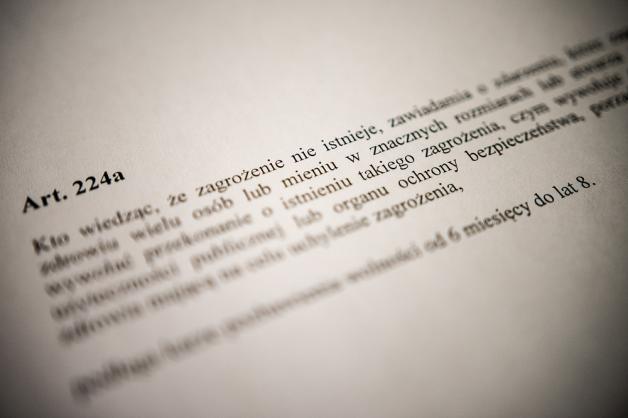 Surowy wyrok za wywołanie fałszywego alarmu bombowego na lotnisku