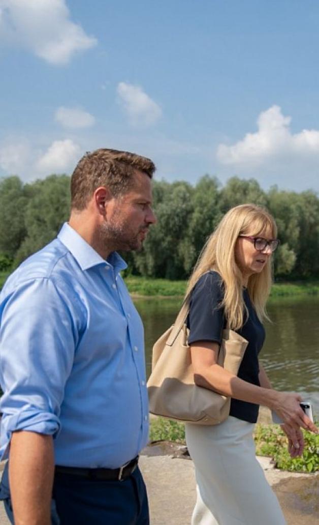 Awaria kolektora w Warszawie – podejmowane działania