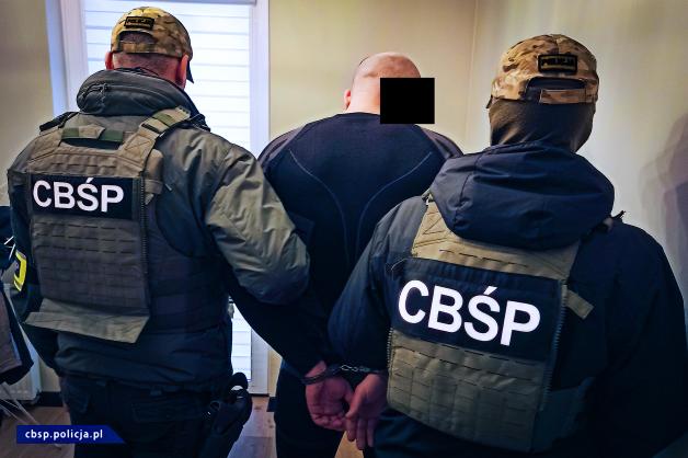 [VIDEO] Rozbita grupa, zlikwidowane agencje towarzyskie w wielkiej brytanii, zatrzymani podejrzani