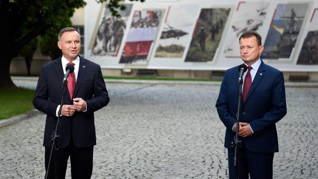 [VIDEO] Żołnierze wspólnie z funkcjonariuszami Straży Granicznej dbają o bezpieczeństwo granicy polsko-białoruskiej